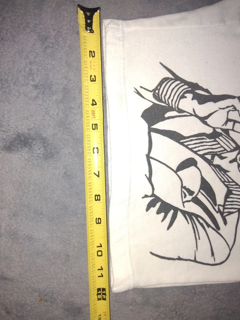 Scarface Split-Color Graphic Men’s Large Shorts - Black & White